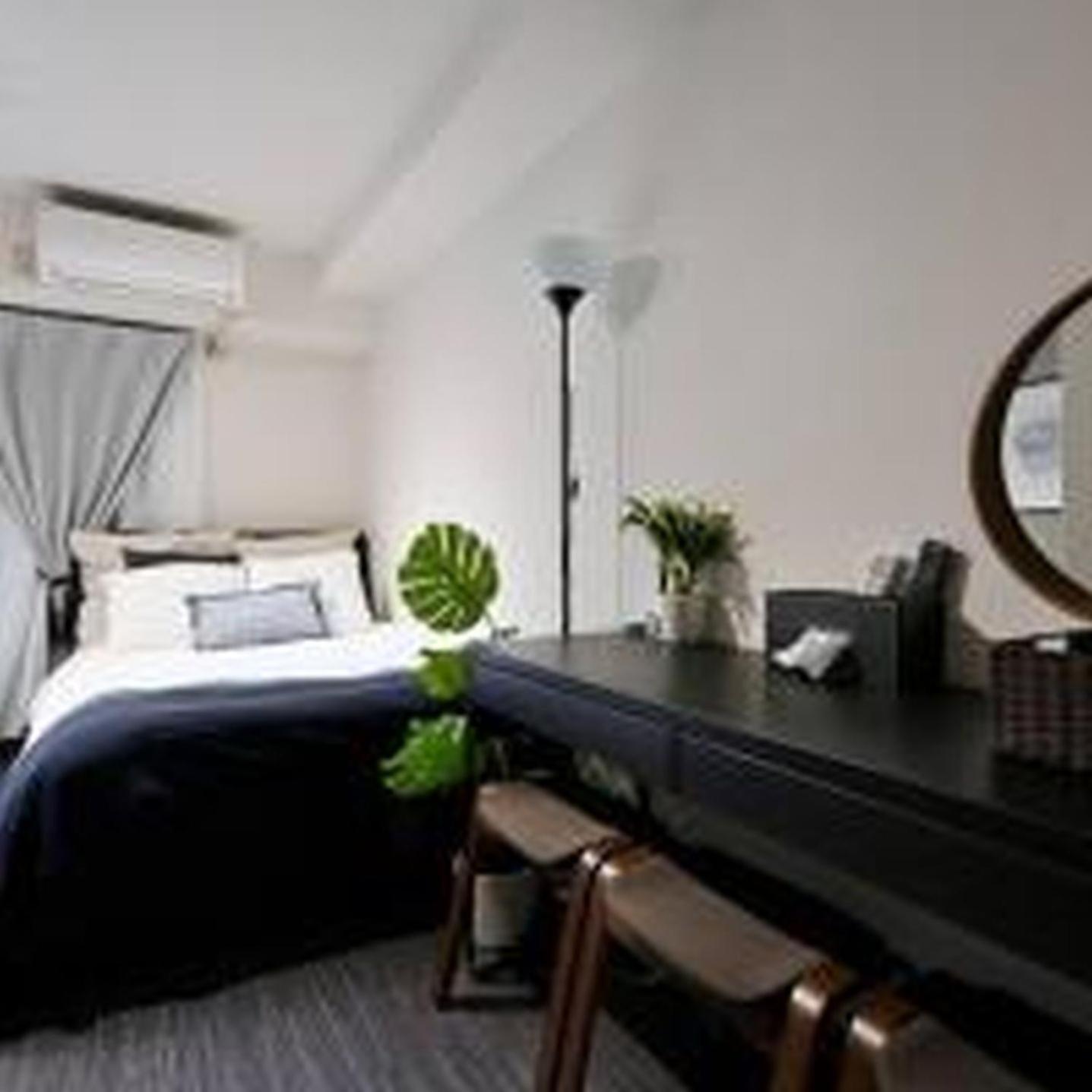Appartement コンフィデンスロン604 *