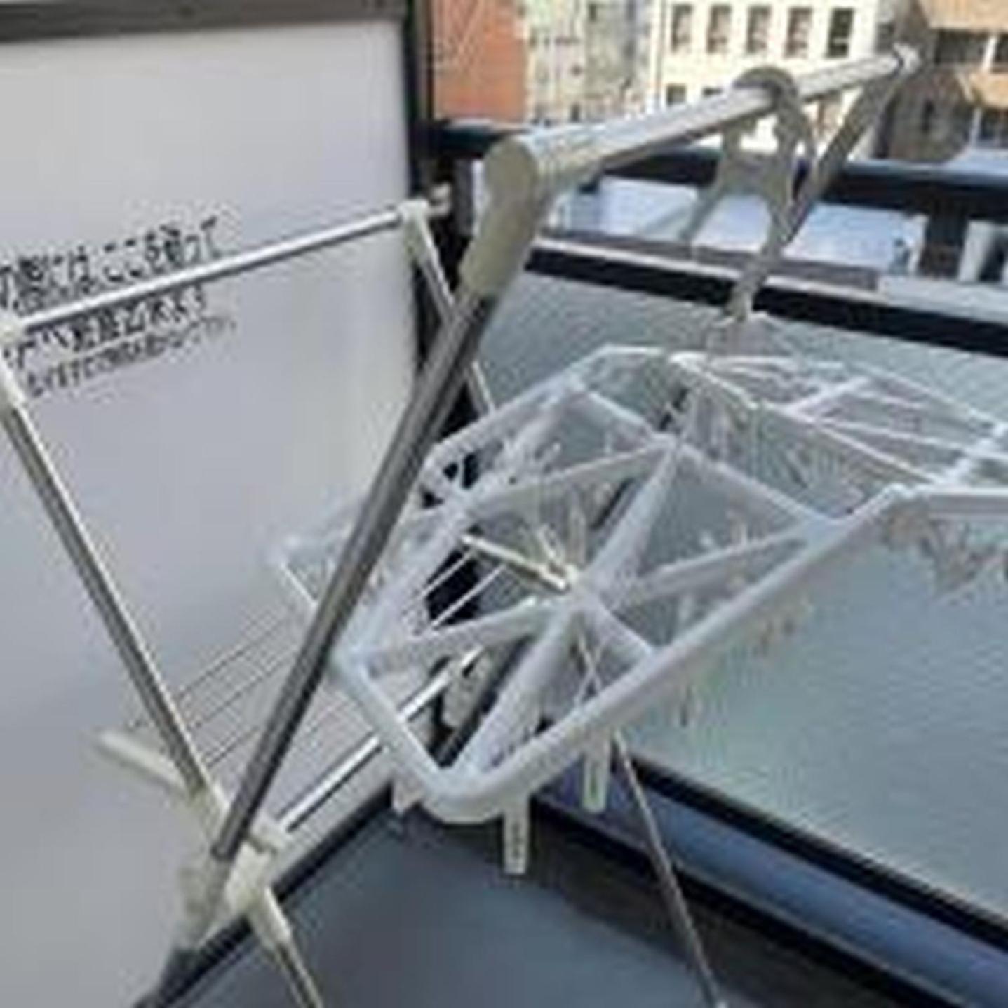 Appartement コンフィデンスロン604 *